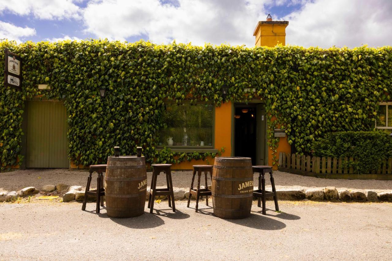 Brooklodge & Macreddin Village Exterior photo